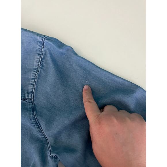 Christopher & Banks Blue Chambray Button Front and Back Blouse Top Size Large - Picture 2 of 9